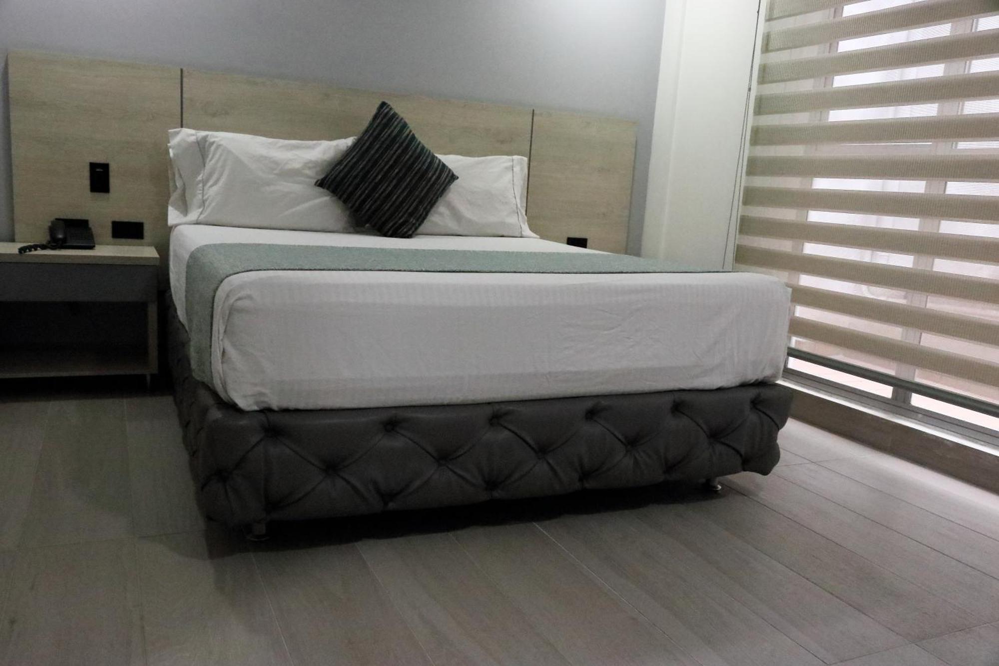 Hotel Loup ميديلين المظهر الخارجي الصورة