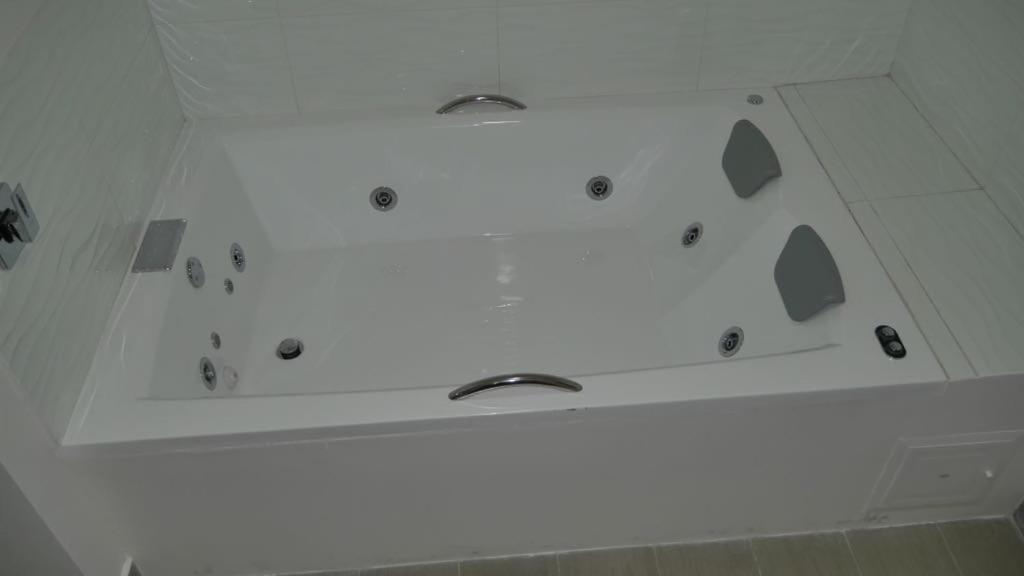 Hotel Loup ميديلين المظهر الخارجي الصورة